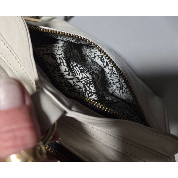 REBECCA MINKOFF WHITE LEATHER CROSSBODY PURSE - Picture 10 of 12